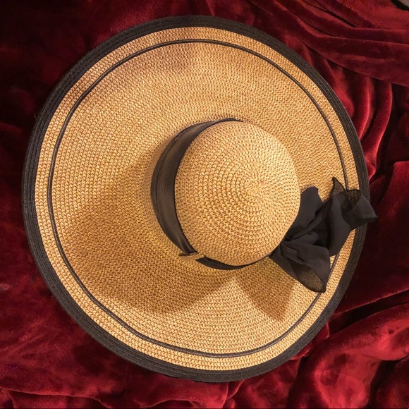 Derby hats - Picture 1 of 6